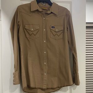 Wrangler Tan Western Button Down Shirt